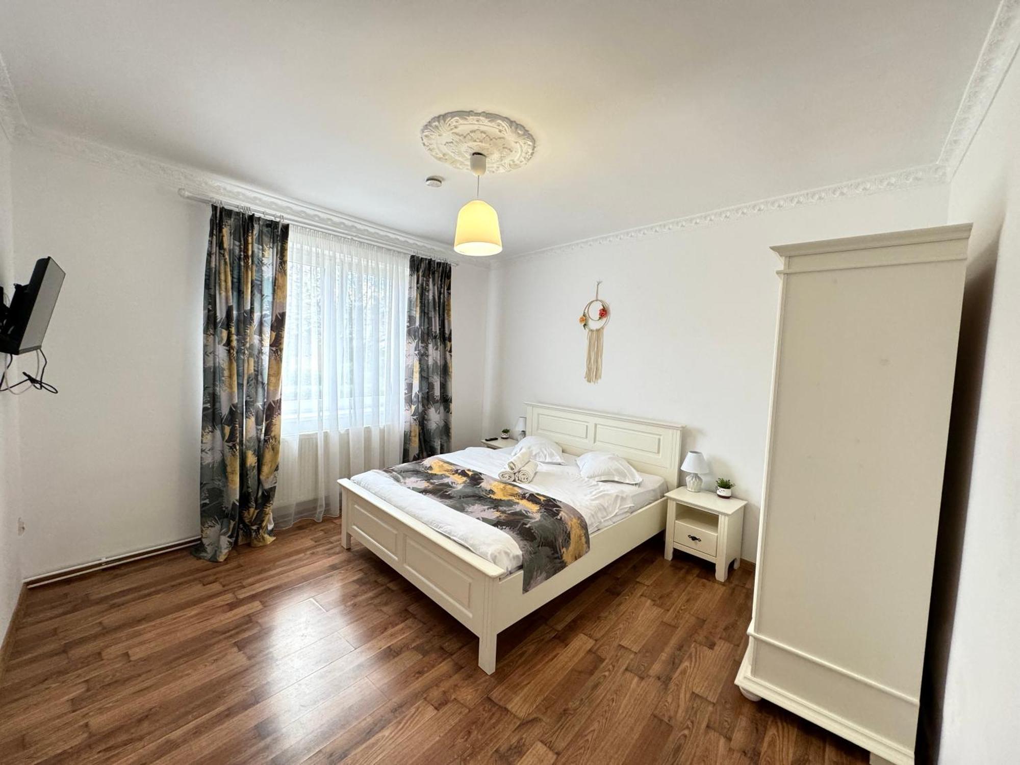 Flh - Mira Apartments Sibiu Extérieur photo