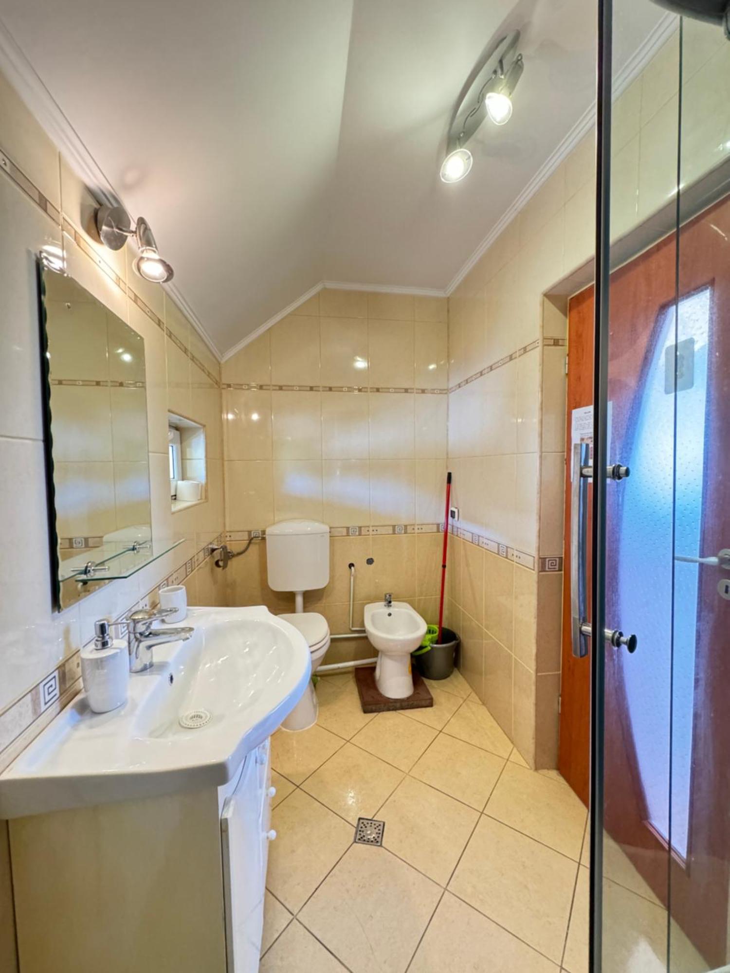 Flh - Mira Apartments Sibiu Extérieur photo